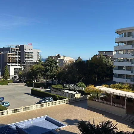 2-стаен аппартамент в Argisht Partez * Warna